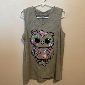 Justice Gray Owl top